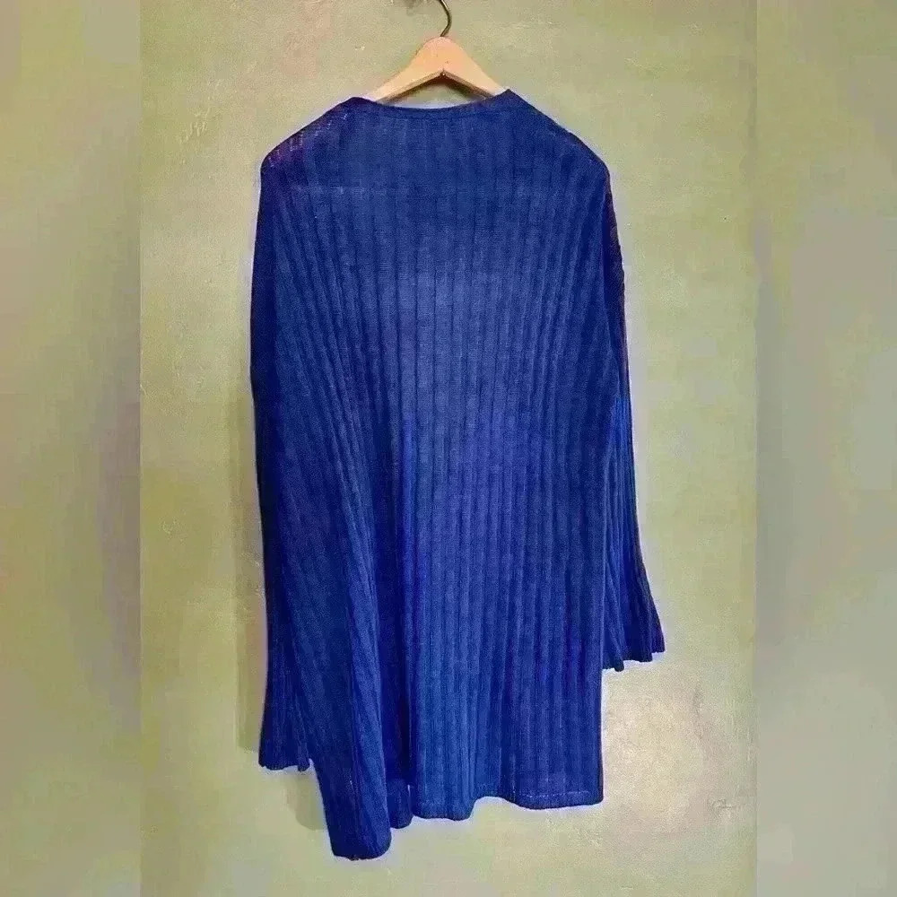 Periwinkle Ribbed Sweater with Pockets - Picture 3 of 4